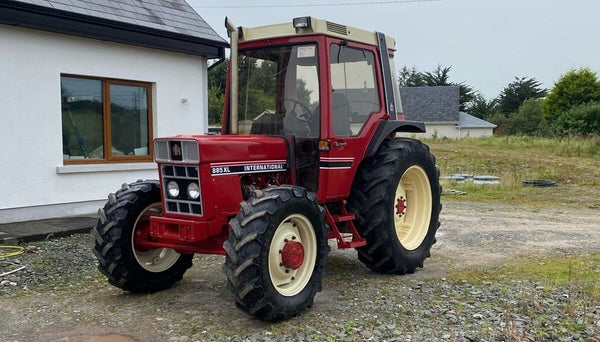 1984, CASE INTERNATIONAL 885XL TRACTOR