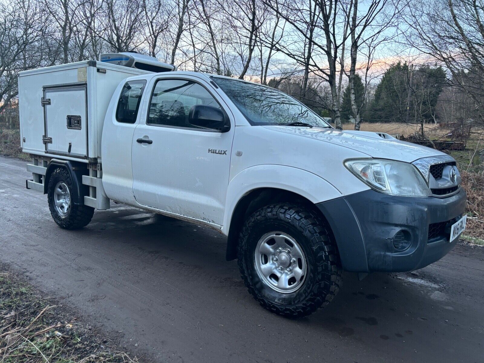 TOYOTA HILUX KING CAB PICKUP REFRIGERATED TRUCK