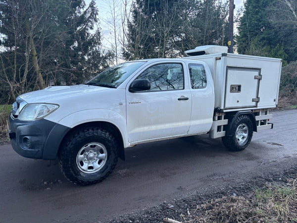 TOYOTA HILUX KING CAB PICKUP REFRIGERATED TRUCK