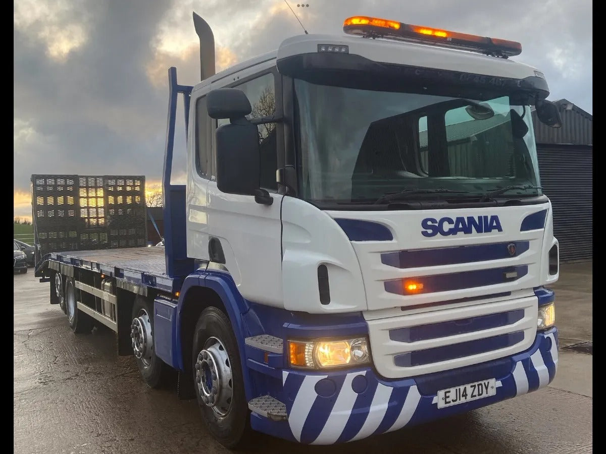 2014, SCANIA P370, 8x2 REARLIFT BEAVERTAIL FLATBED TRUCK