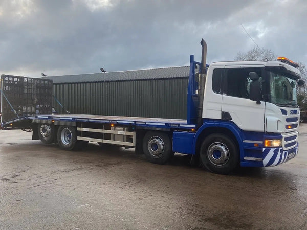 2014, SCANIA P370, 8x2 REARLIFT BEAVERTAIL FLATBED TRUCK