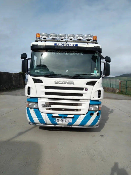 2009, SCANIA P380, 8x2 REARLIFT BEAVERTAIL FLATBED TRUCK