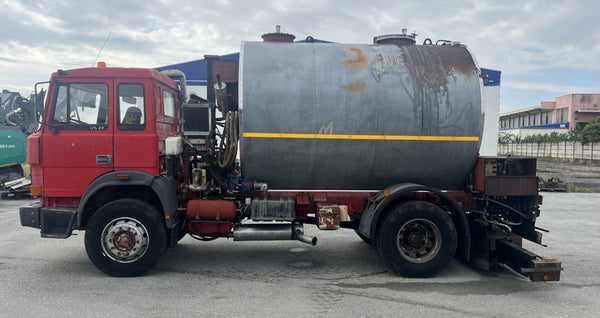 2004, MASSENZA BITUMEN SPRAYER BUILT ON IVECO 4x2 TRUCK