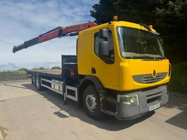 2007, Renault Premium 320, 6x2 26ft Flatbed Truck With Crane - Image 3