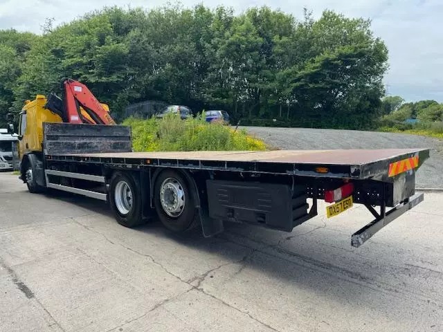 2007, Renault Premium 320, 6x2 26ft Flatbed Truck With Crane - Image 5