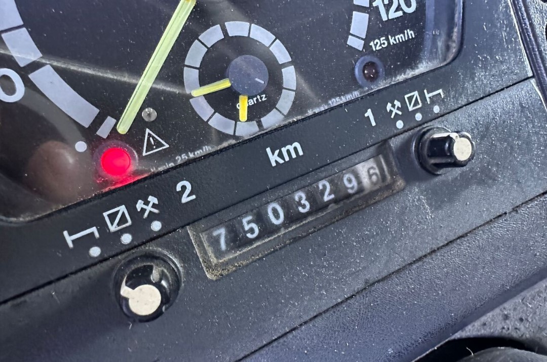 2000,SCANIA R114L 380 - 4X2 STANDARD TRACTOR UNIT - Image 7