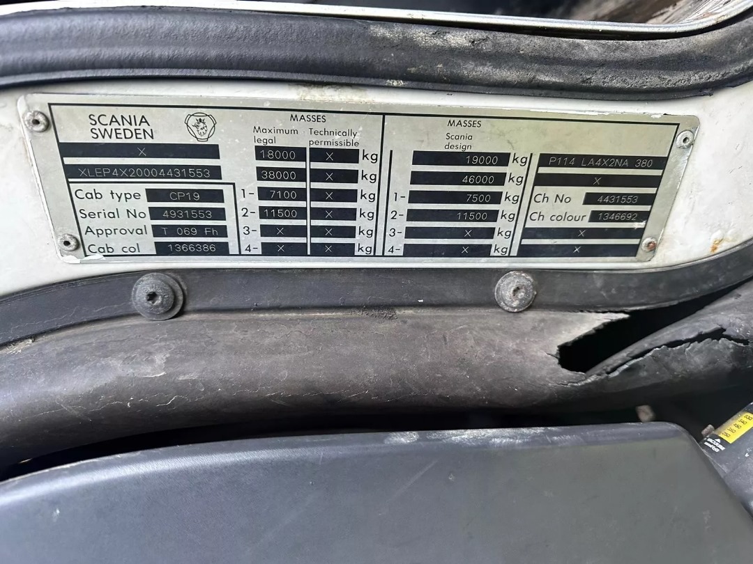 2001,SCANIA 114 380 -6X2 REARLIFT STASNDARD FLATBED FITTED WITH CRANE - Image 9