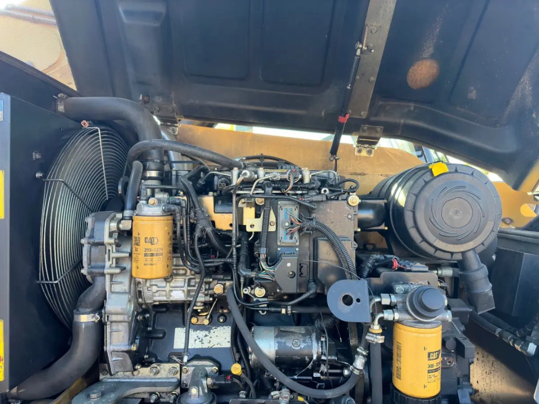 2009, CATERPILLAR TH407AG CLOSED CAB TELEHANLER FORKLIFT - Image 9