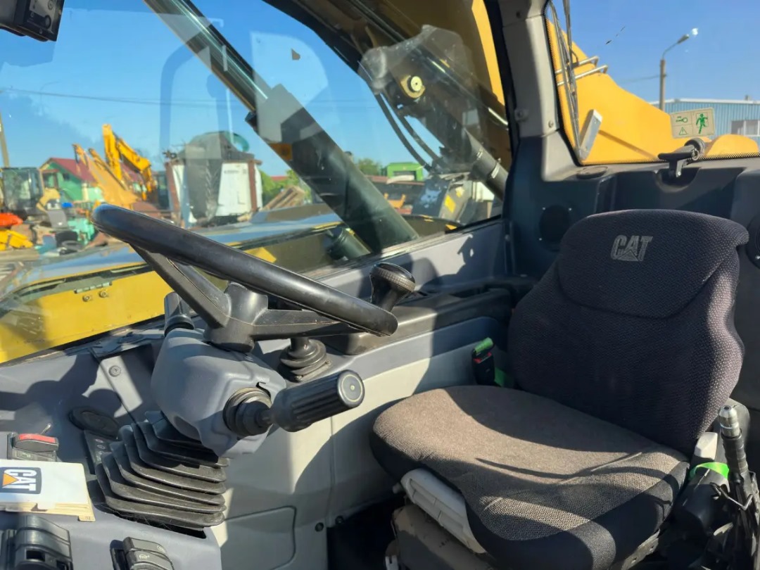 2009, CATERPILLAR TH407AG CLOSED CAB TELEHANLER FORKLIFT - Image 10