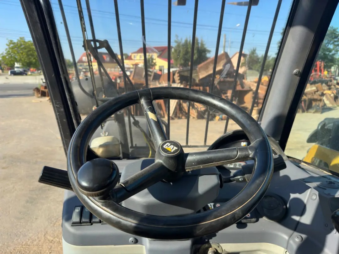 2009, CATERPILLAR TH407AG CLOSED CAB TELEHANLER FORKLIFT - Image 3