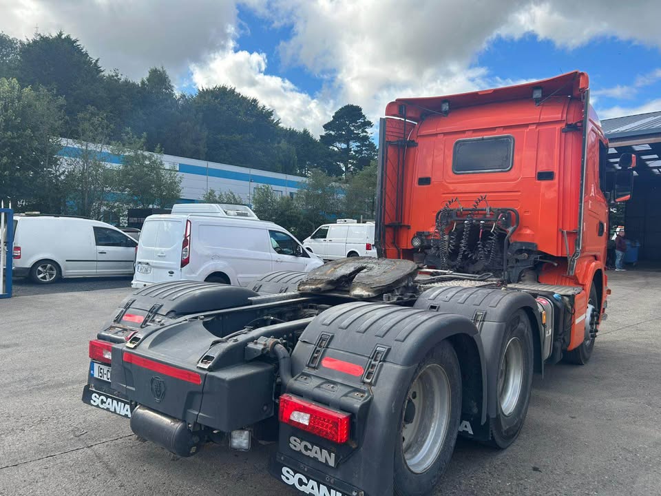 2015, SCANIA G450, TRACTOR UNIT - BEI "MKONONI" TZS 105,000,000/= - Image 8