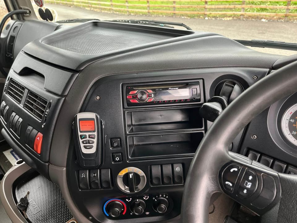 DAF XF105.460, 6x2 (2013) TRACTOR UNIT – BEI MPAKA BANDARINI DAR (Kabla ya Ushuru): TZS 49,950,000/= - Image 6