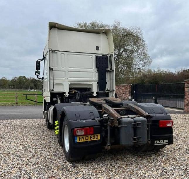 DAF XF105.460, 6x2 (2013) TRACTOR UNIT – BEI MPAKA BANDARINI DAR (Kabla ya Ushuru): TZS 49,950,000/= - Image 2