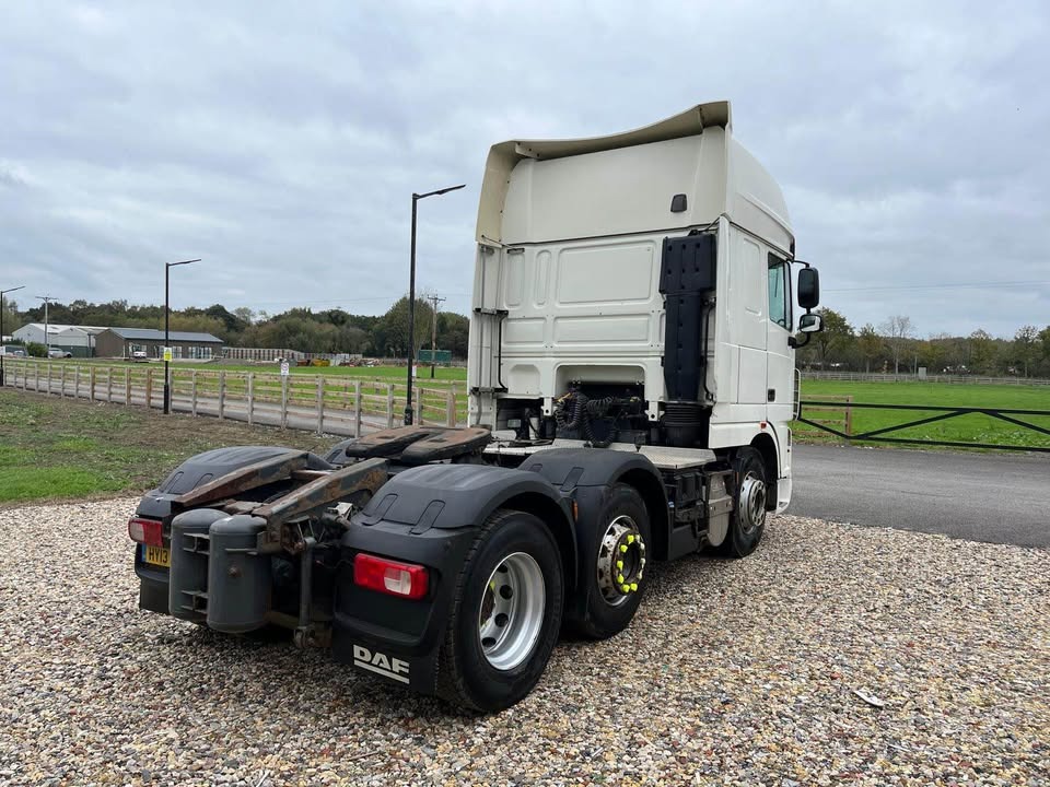 DAF XF105.460, 6x2 (2013) TRACTOR UNIT – BEI MPAKA BANDARINI DAR (Kabla ya Ushuru): TZS 49,950,000/= - Image 13