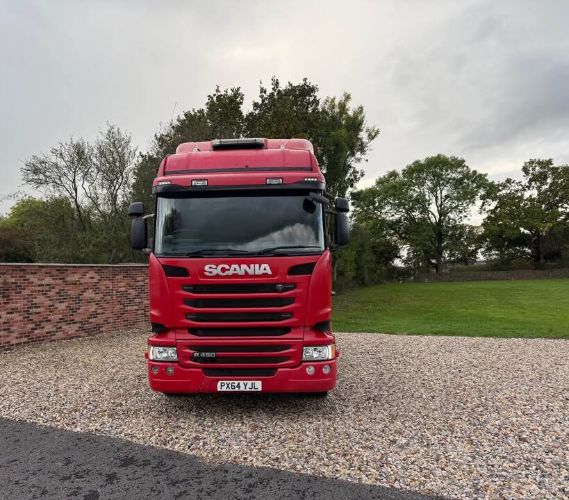 2014, SCANIA R450, 6X2 REARLIFT HIGHLINE TRACTOR UNIT - BEI MPAKA BANDARINI DAR (Kabla ya ushuru): TZS 69,000,000.00. - Image 17