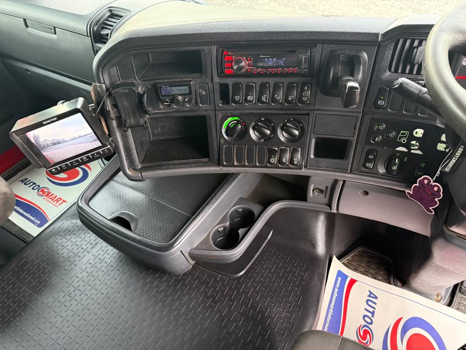 2014, SCANIA R450, 6X2 REARLIFT HIGHLINE TRACTOR UNIT - BEI MPAKA BANDARINI DAR (Kabla ya ushuru): TZS 69,000,000.00. - Image 13