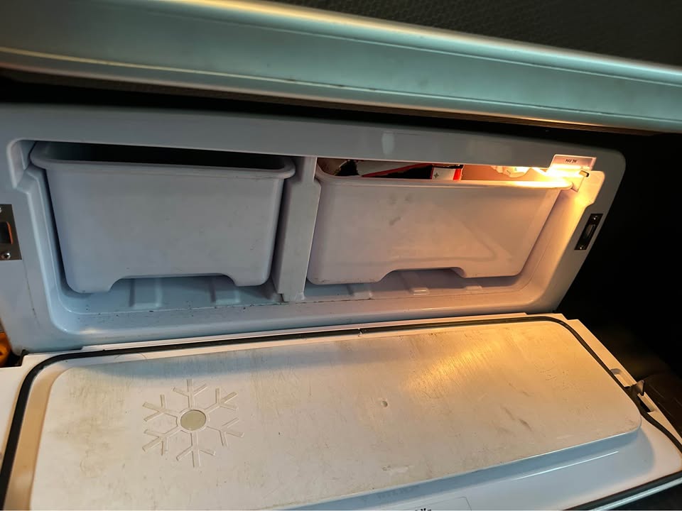 SCANIA R450 (2016) TRACTOR UNIT, LOW MILEAGE – BEI MPAKA BANDARINI DAR (Kabla ya Ushuru): TZS 105,000,000/= - Image 3