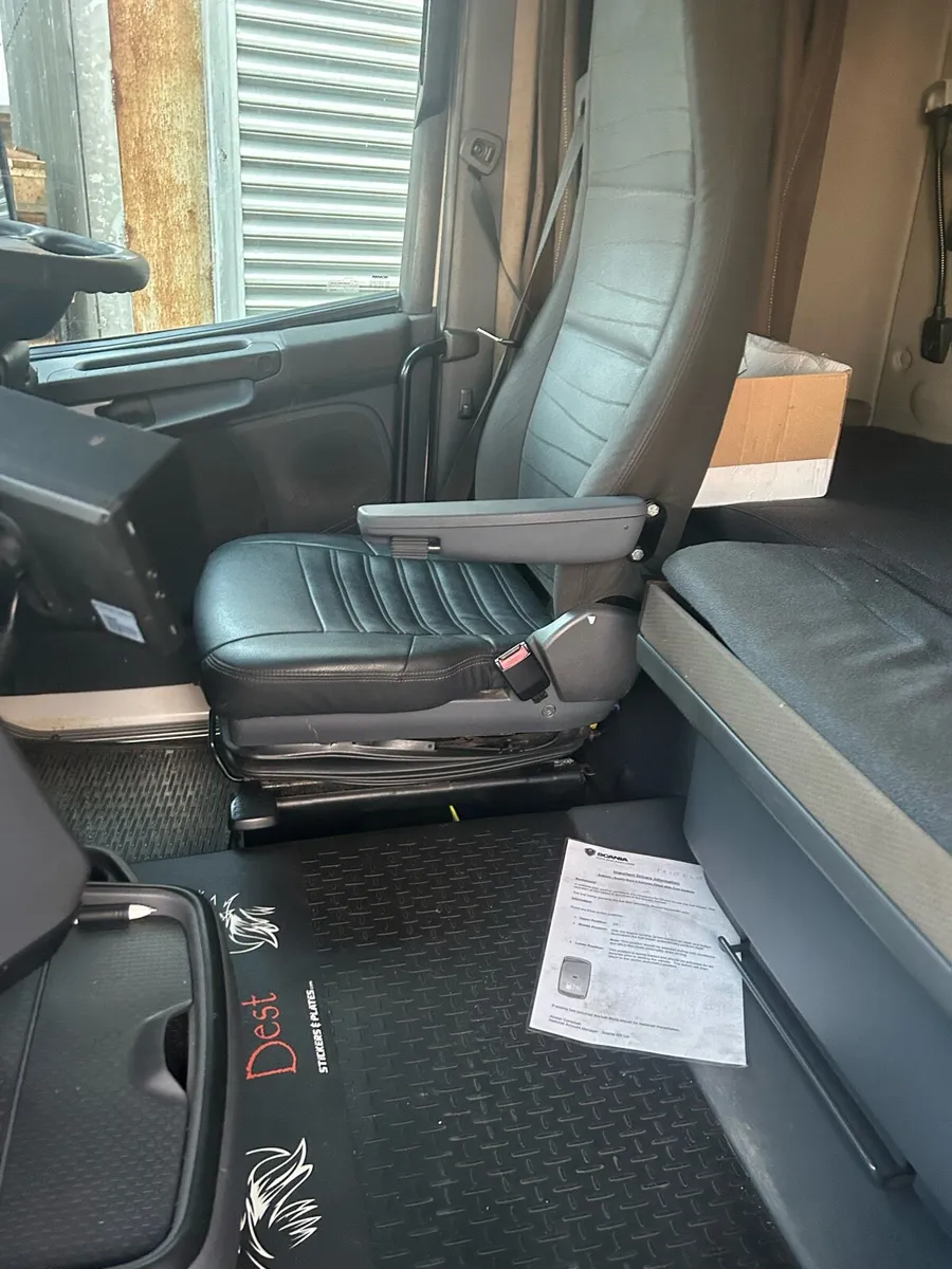 SCANIA R450 NON-ADBLUE, 6x2 - BEI "MKONONI" DAR: TZS 94,500,000/= - Image 6