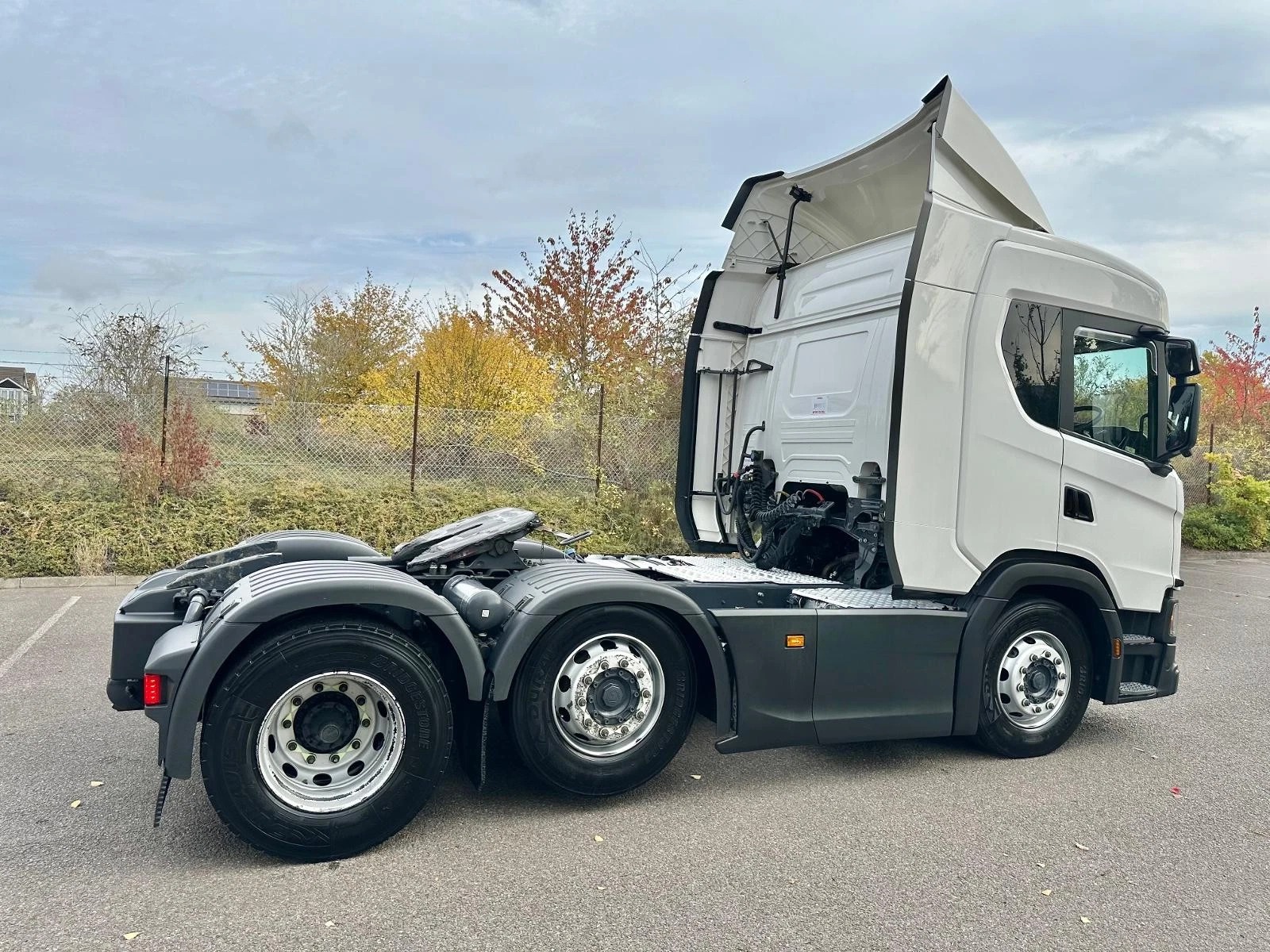 SCANIA G450 XT 6X2 TRACTOR UNIT, AUTOMATIC EURO 6 – BEI MPAKA BANDARINI DAR (Kabla ya ushuru): TZS 118,500,000/= - Image 11