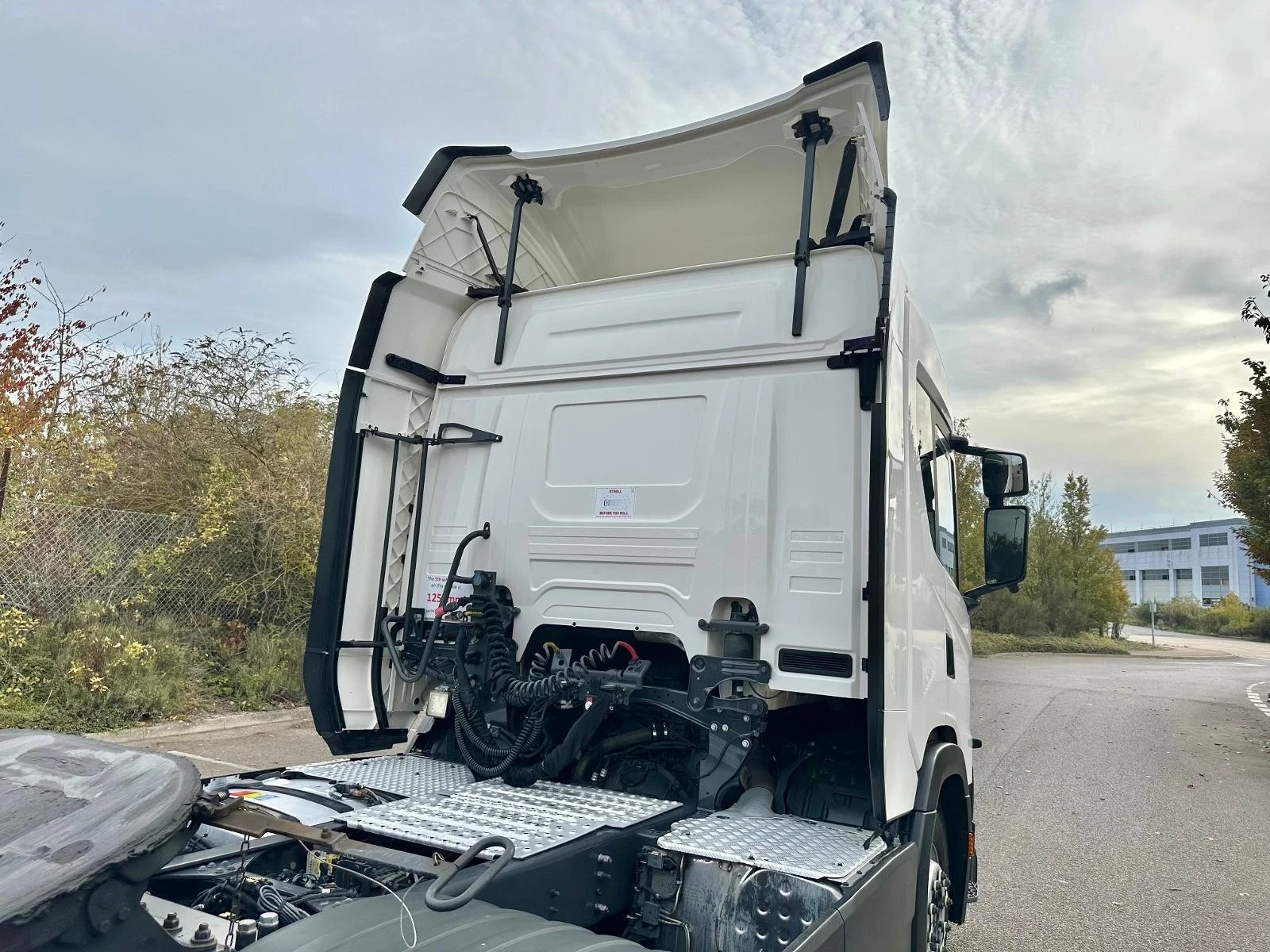 SCANIA G450 XT 6X2 TRACTOR UNIT, AUTOMATIC EURO 6 – BEI MPAKA BANDARINI DAR (Kabla ya ushuru): TZS 118,500,000/= - Image 10