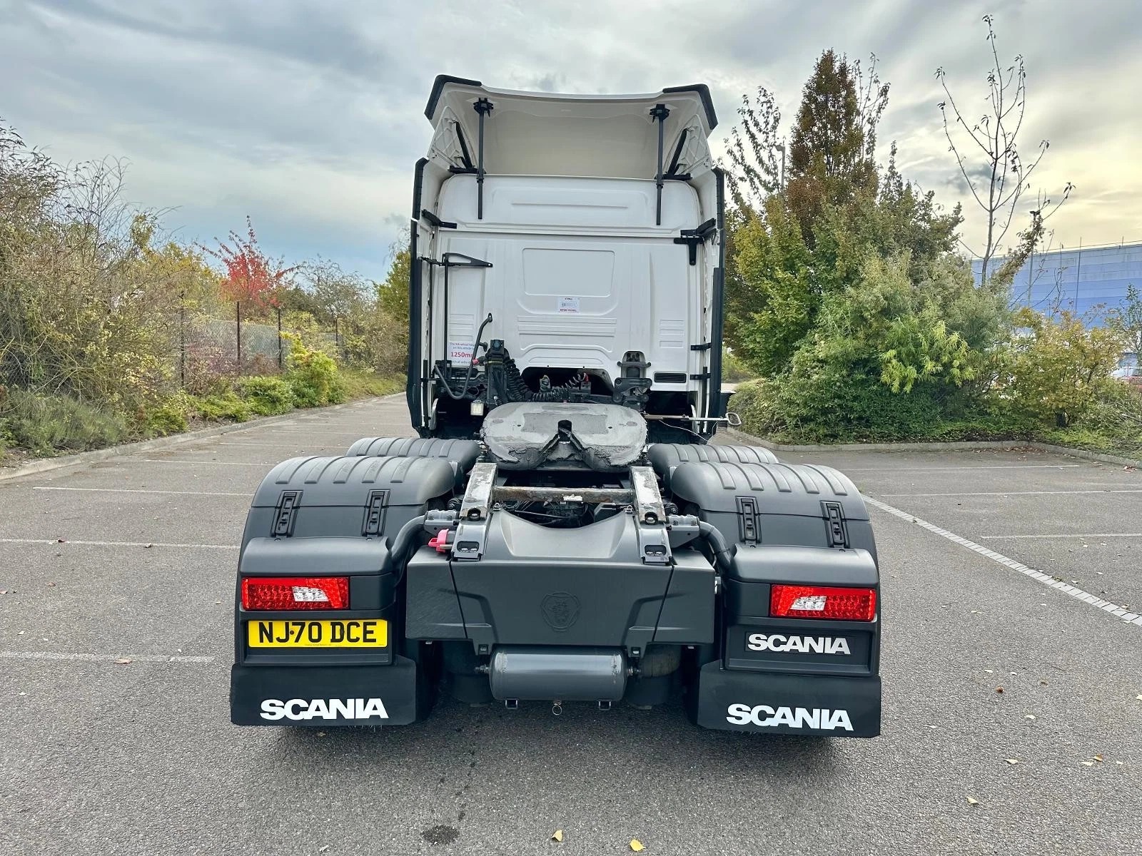 SCANIA G450 XT 6X2 TRACTOR UNIT, AUTOMATIC EURO 6 – BEI MPAKA BANDARINI DAR (Kabla ya ushuru): TZS 118,500,000/= - Image 13
