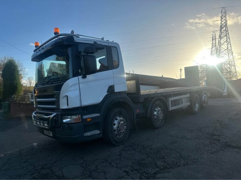 SCANIA P340 PLANT LORRY 8x2 BEAVER TAIL from Balckcountry via FB - 18